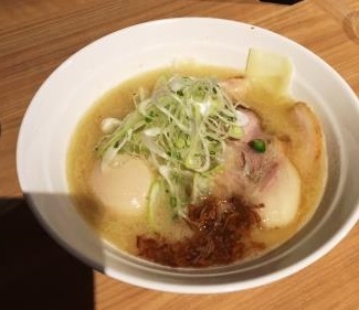 特選白湯ラーメン